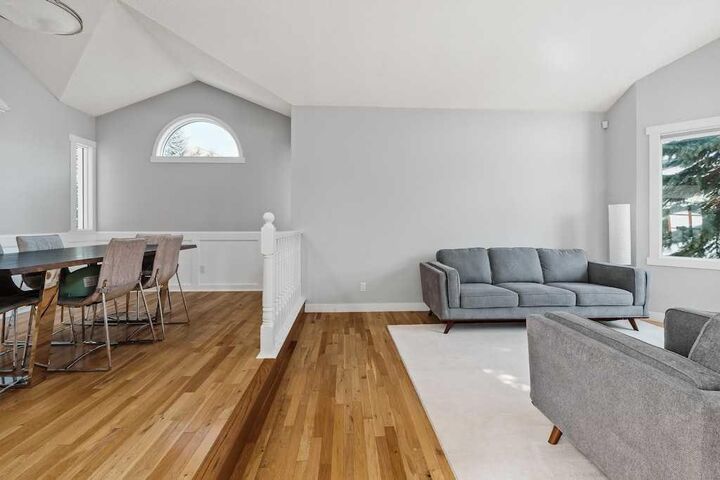 Property Photo: 37 Woodmark Place SW AB T2W 6A2