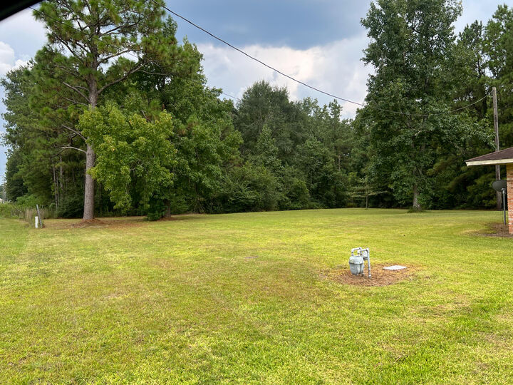 Property Photo: 176 Hammond St LA 71439