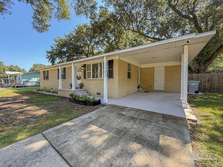 4538 Alba St  Pace FL 32571 photo