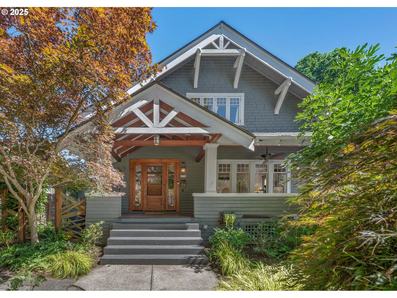 Property Photo: 2836 NE 13th Ave OR 97212