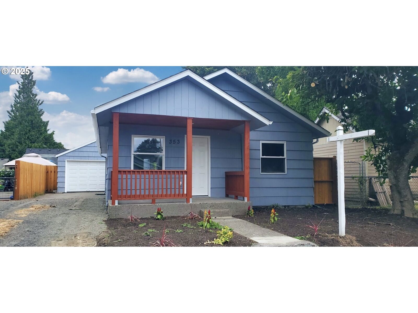 Property Photo: 353 19th Ave WA 98632