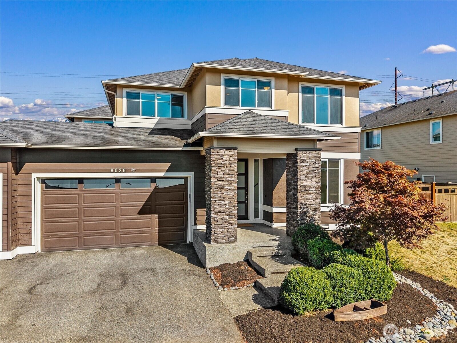 Property Photo: 8026 11th Place SE WA 98258