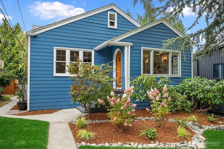 1244 NE 96th Street  Seattle WA 98115 photo