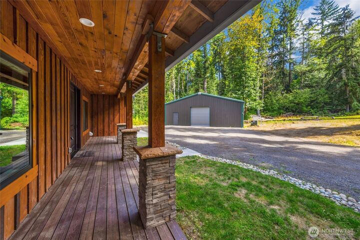 Property Photo: 3024 Lake Langlois Road NE WA 98014