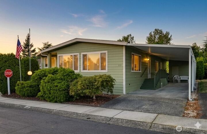 Property Photo:  11436 SE 208th Street 153  WA 98031 