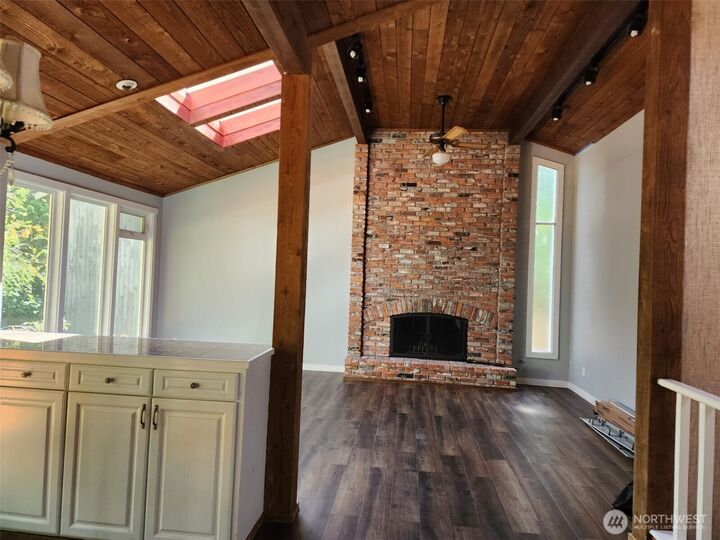 Property Photo:  2534  Wedgewood Court SE  WA 98501 