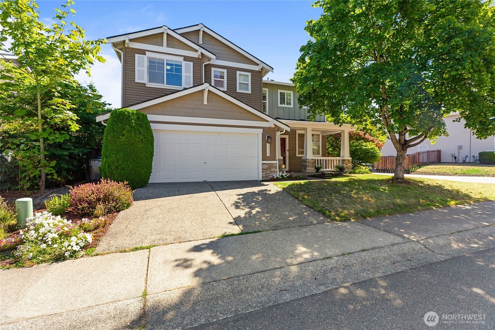 Property Photo: 12909 67th Avenue SE WA 98296