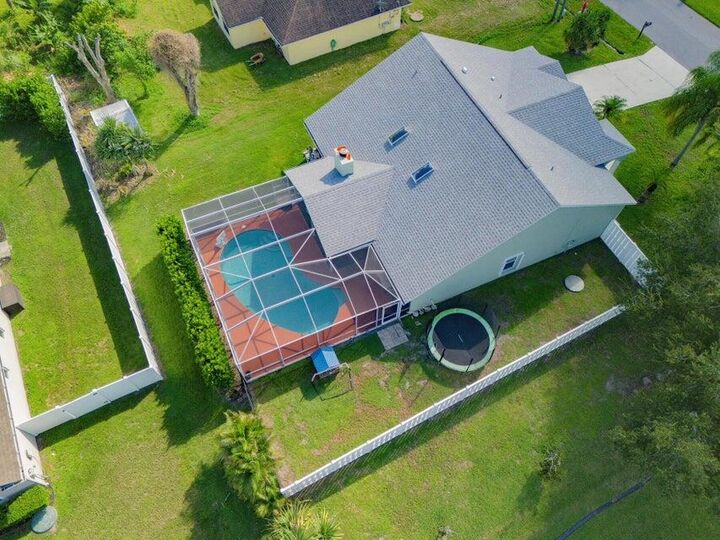 Property Photo: 1900 SW Logwood Road FL 34953