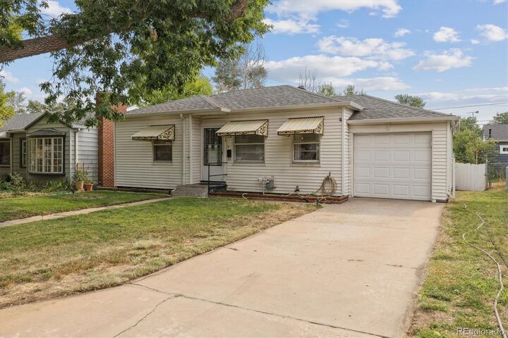 Property Photo:  4180 S Pearl Street  CO 80113 