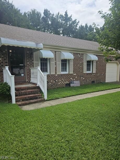 Property Photo:  533 Scarborough Dr  VA 23322 
