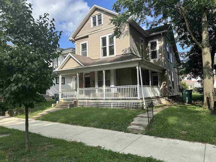 Property Photo:  61 S 15th  Street  IN 47374 