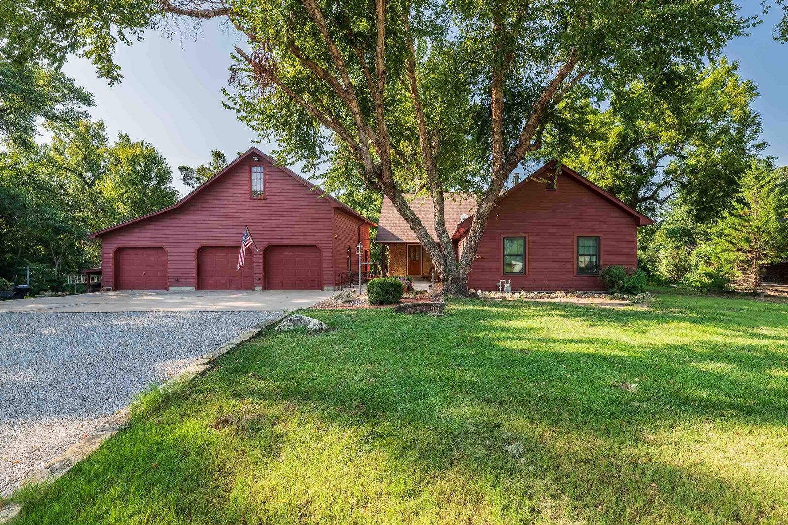 Photo de la propriété:  2826 N Wedgewood Dr  KS 67204 