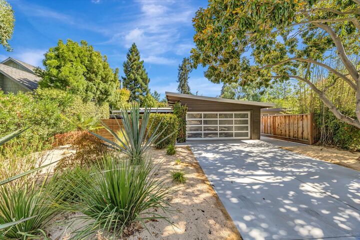 Property Photo: 3329 Ramona Street CA 94306