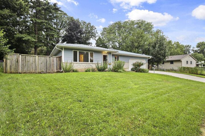 Property Photo:  1205 Nevada Road  WI 53704 