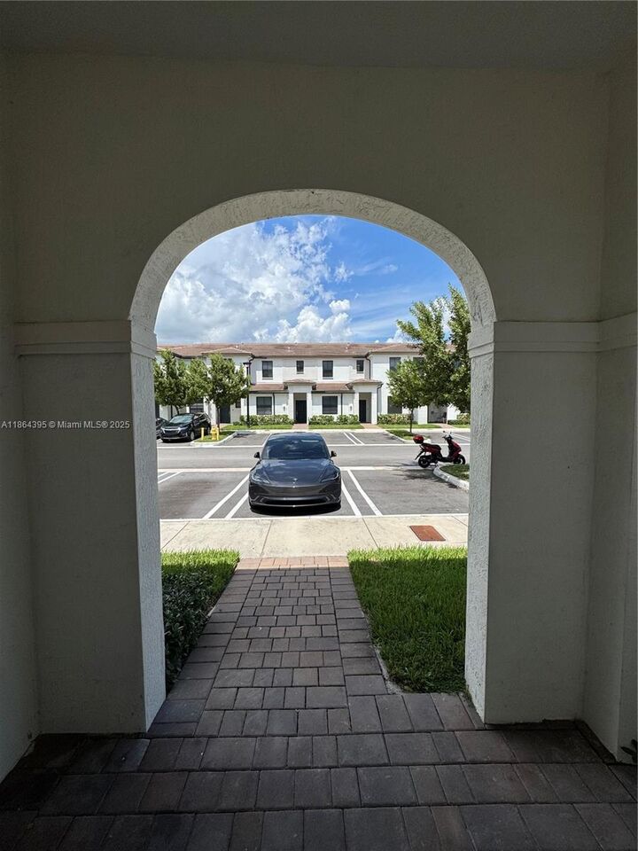 Property Photo:  12916 SW 233rd Ter  FL 33032 
