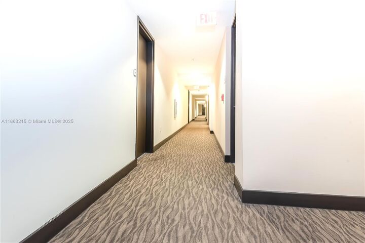 Property Photo: 1111 SW 1st Ave 3125-N FL 33130