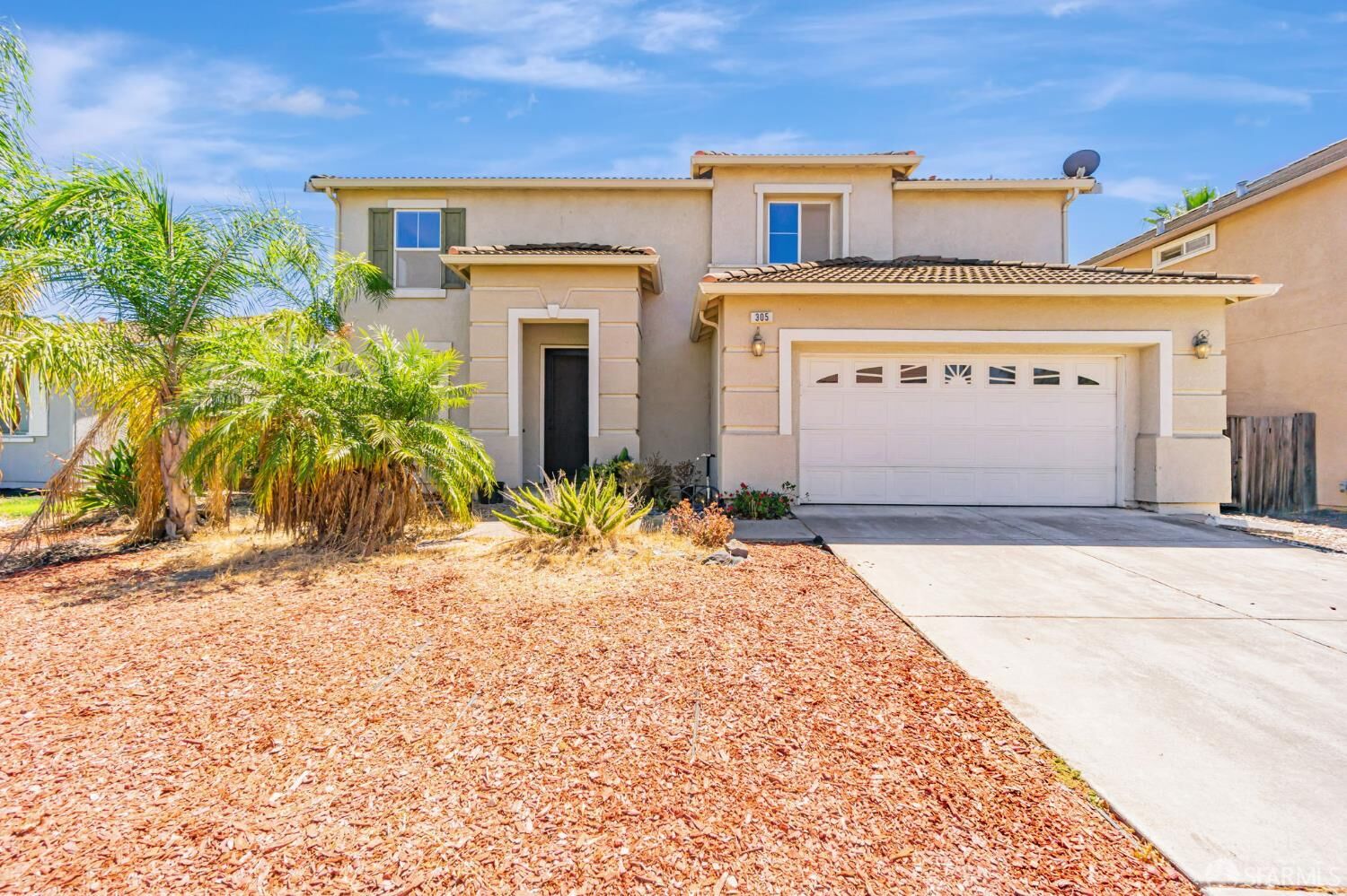 Property Photo: 305 Malicoat Avenue CA 94561