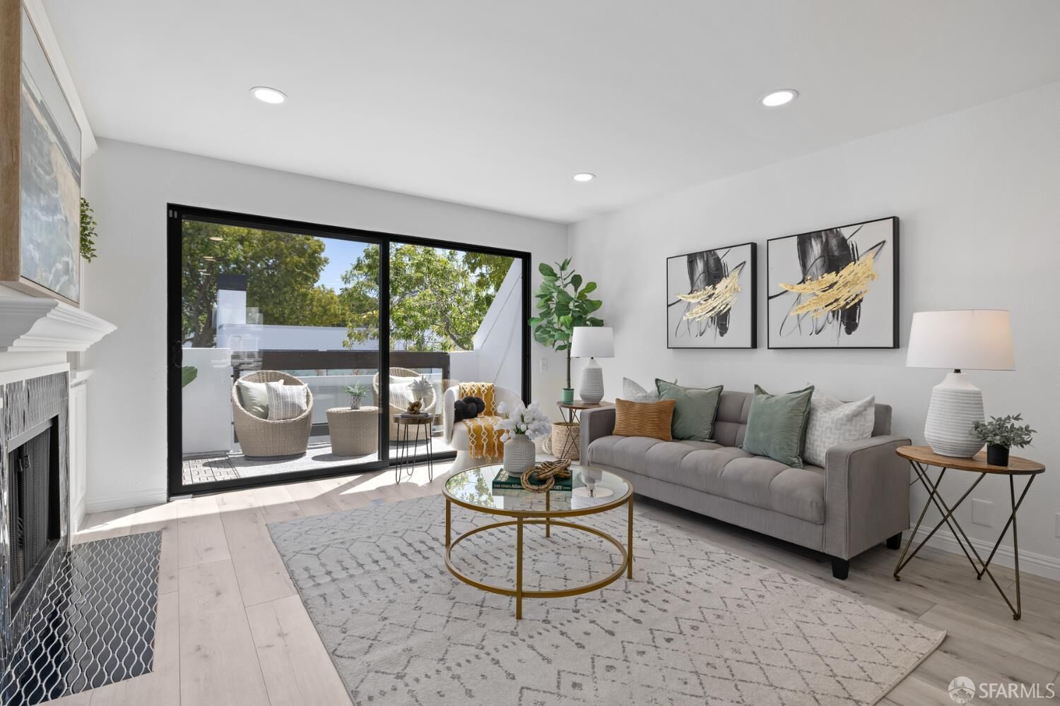 Property Photo: 619 Portofino Lane CA 94404