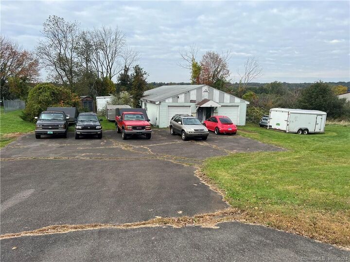 Property Photo: 406 Somers Road CT 06029