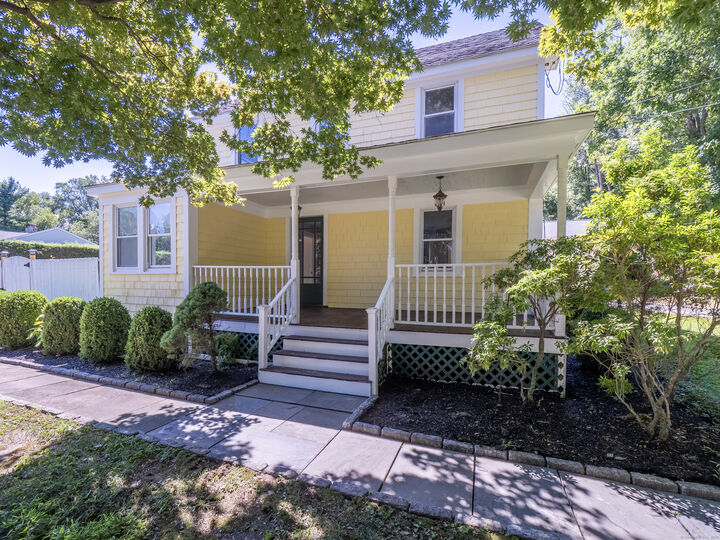 Property Photo:  159 Barry Avenue  CT 06877 
