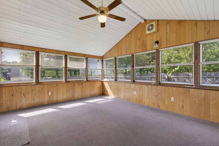 Property Photo: 176 Broad Street CT 06042