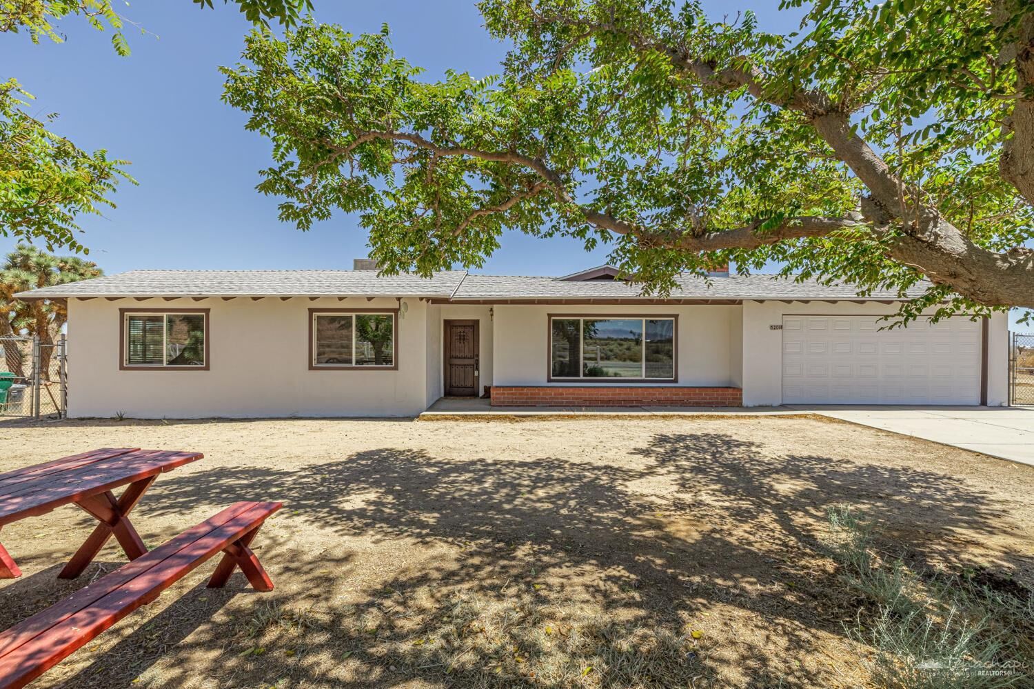 Property Photo: 5200 Mojave Tropico Road CA 93560