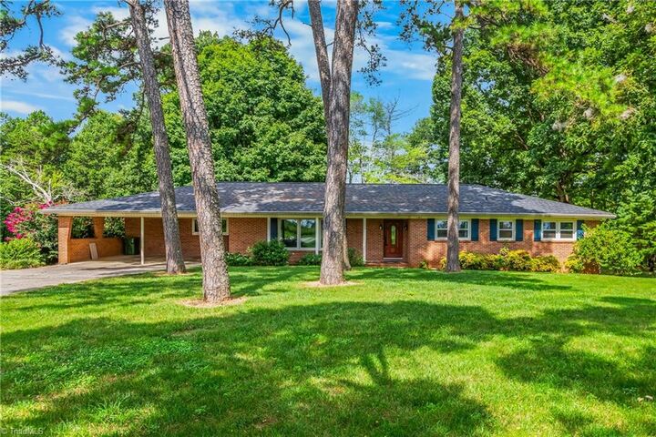 Property Photo: 8544 Walnut Cove Road NC 27052