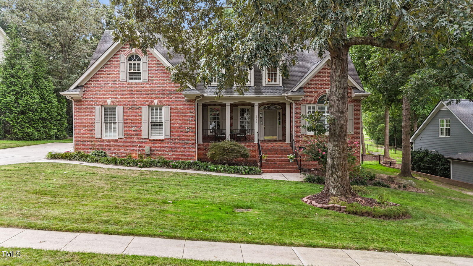 Property Photo:  1001 Neuse Ridge Drive  NC 27527 