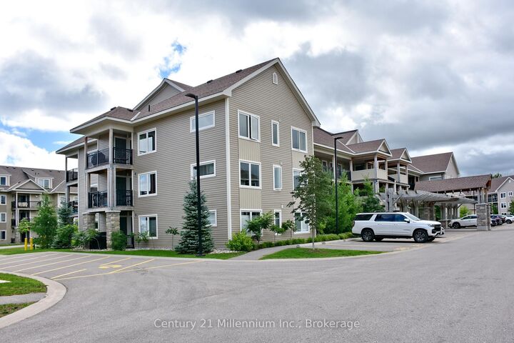 Photo de la propriété: 5 Anchorage Crescent 201 ON L9Y 5C8