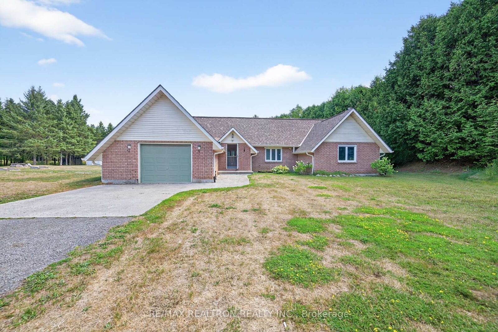 Property Photo: 2425 North School Road ON K0L 1Z0