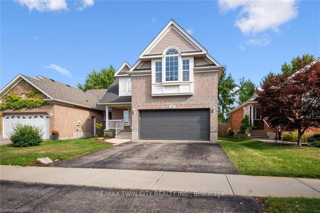 Property Photo: 428 Eastbridge Boulevard ON N2K 3Y3
