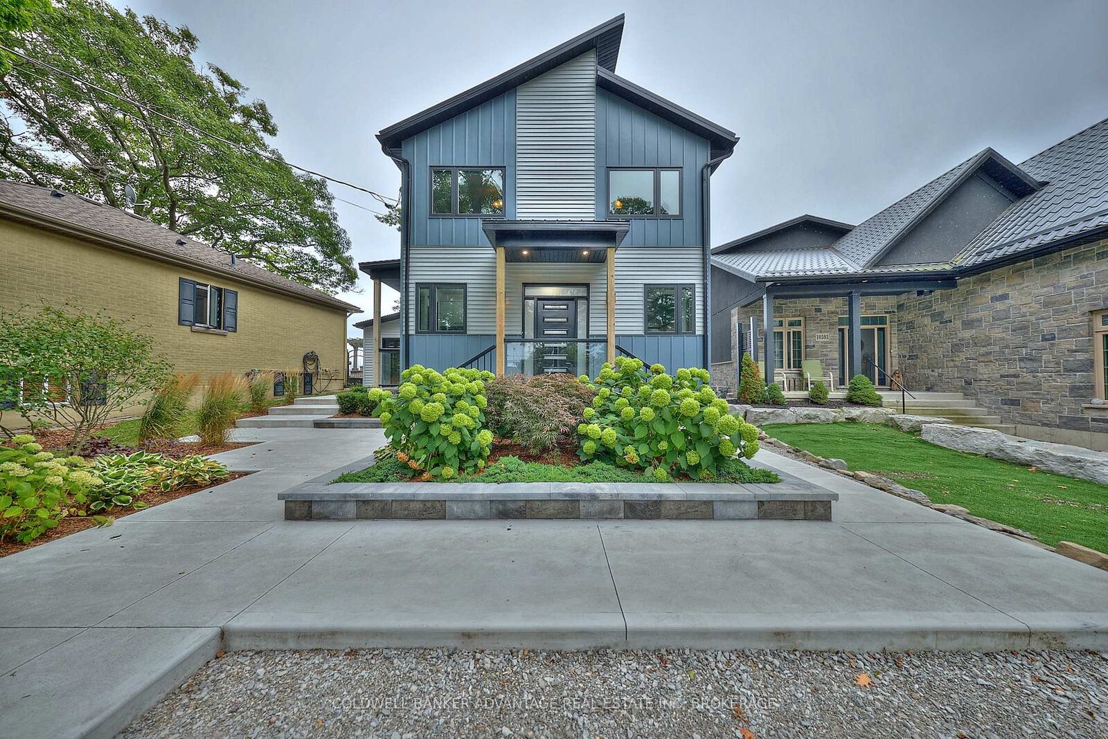 Property Photo: 10591 Lakeshore Road ON L3K 5V4