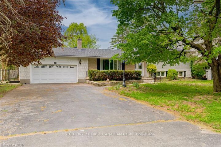 Photo de la propriété: 28 Redford Road ON N5X 3V5