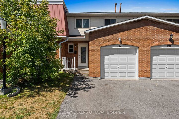 Property Photo:  189 Birch Hill Private  ON K1K 3Y5 