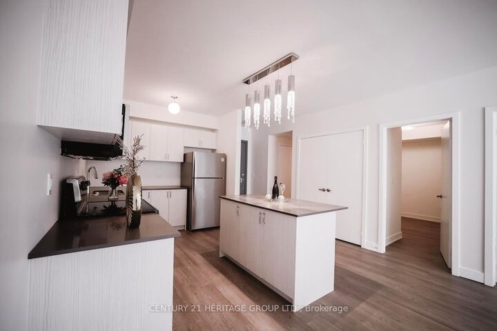 Photo de la propriété: 110 Grew Boulevard 302 ON L0E 1L0