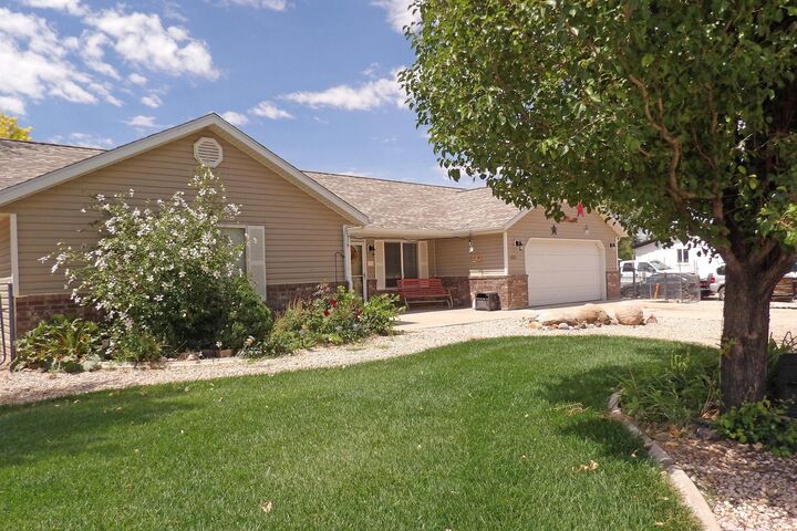 Property Photo: 4355 N Maple Ln UT 84721