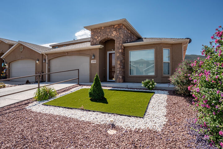 Property Photo: 1329 W 1600 S UT 84720