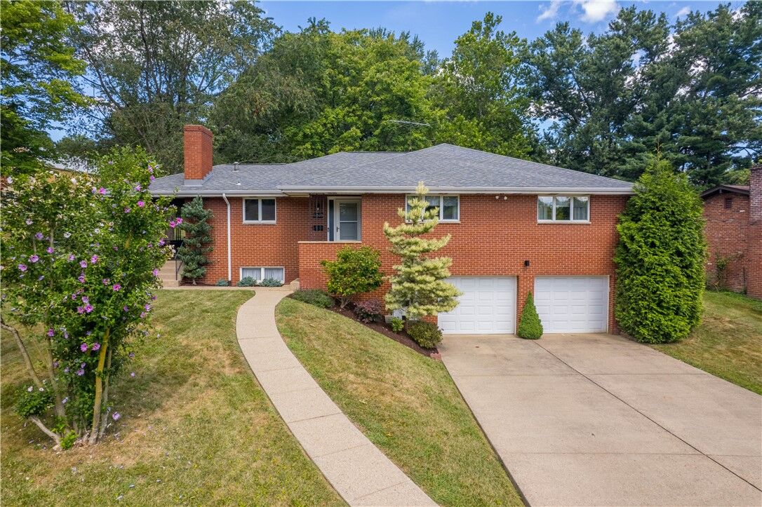 Property Photo: 5069 Sherwood Rd PA 15102