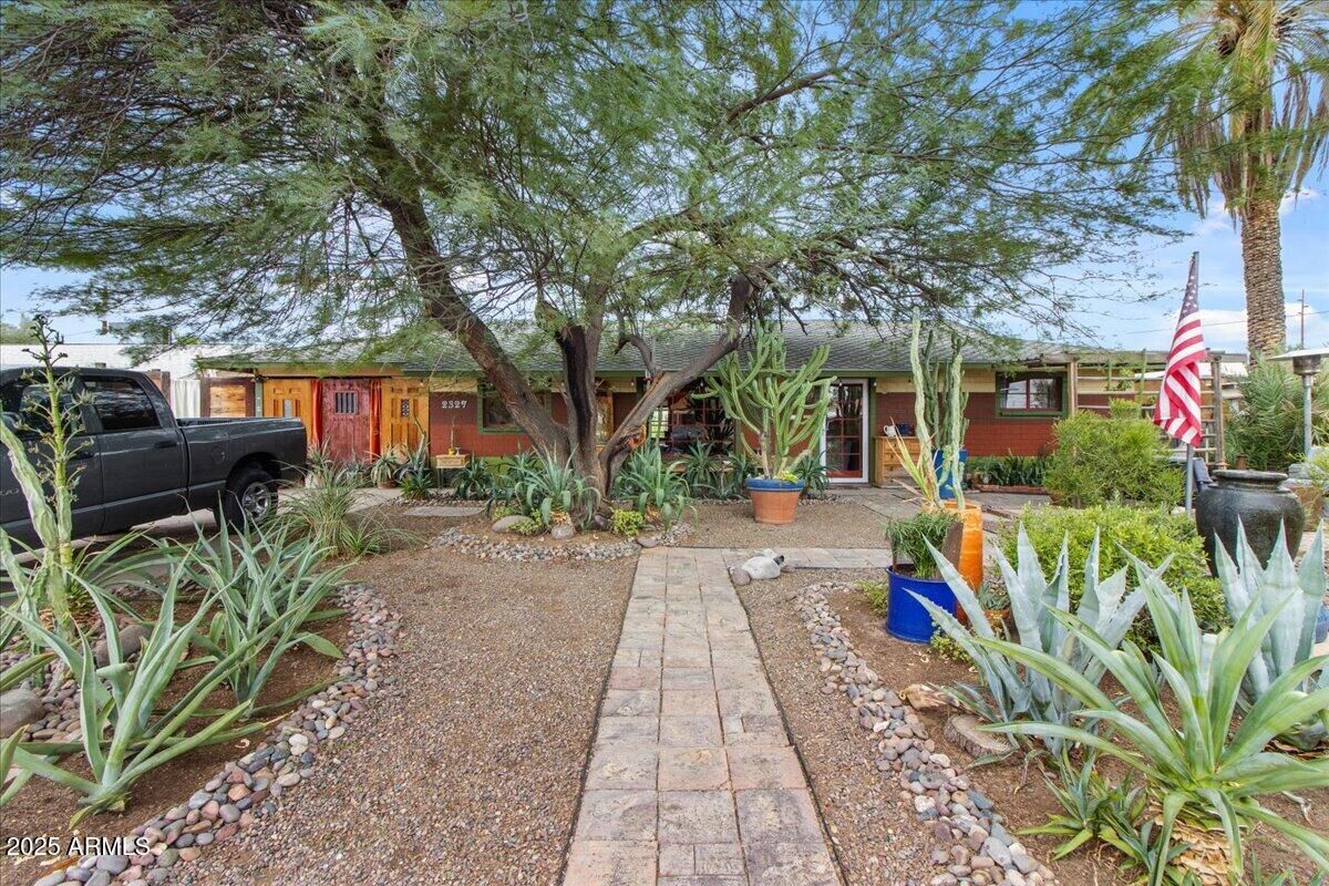 Property Photo:  2327 W Flower Street  AZ 85015 
