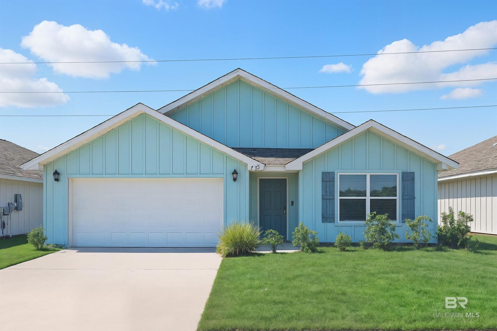 Property Photo: 7429 Brompton Drive AL 36535