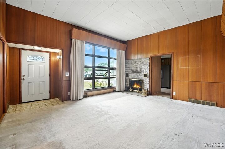 Property Photo: 4990 Meadowbrook Road NY 14221