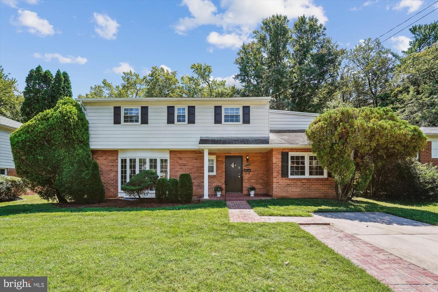 Property Photo: 6224 Rockhurst Road MD 20817