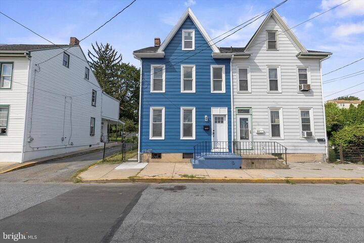 Property Photo: 303 Canal Street PA 17046