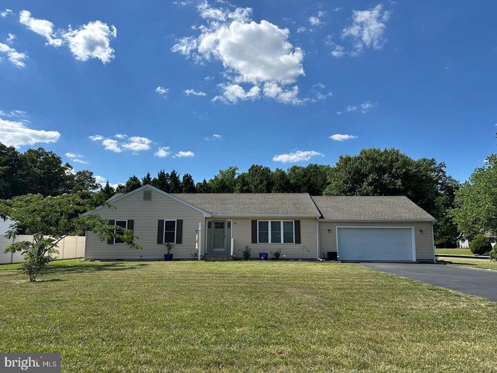 Property Photo: 807 Brookmeade Court MD 21804