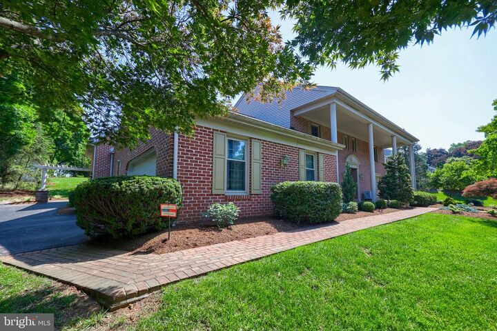 1 Vireo Drive  Wyomissing PA 19610 photo