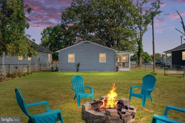 Property Photo: 119 1st Street VA 22443