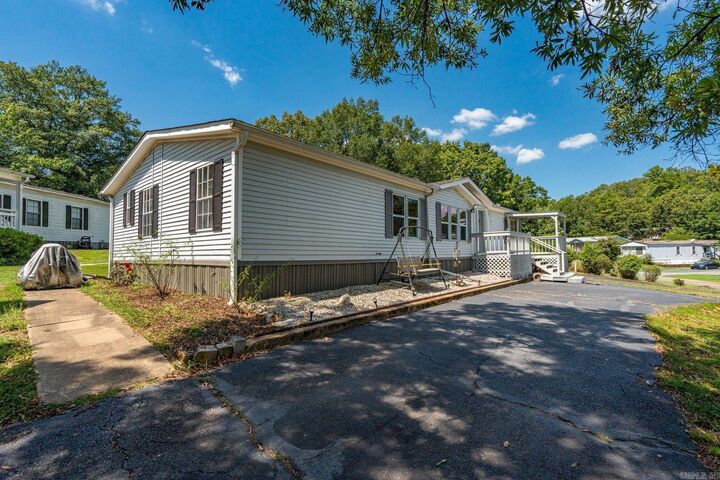 Property Photo:  5600 Albert Pike Road, #16  AR 71913 