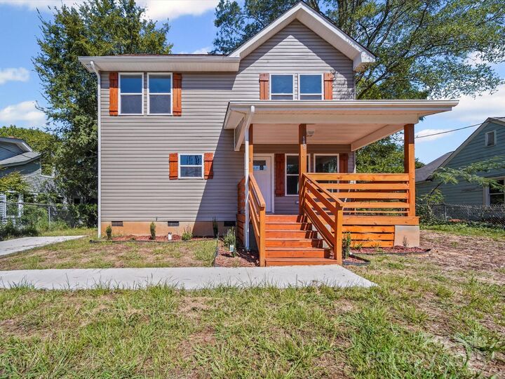 Property Photo: 185 W End Street SC 29706