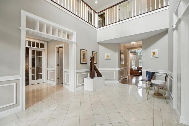 Property Photo: 35 Hampton Court OH 45208