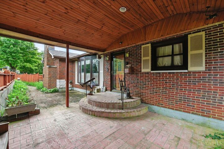 Property Photo: 81 Grandview Drive OH 45036